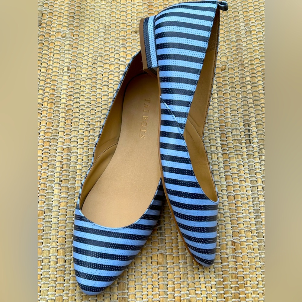 TALBOTS s6.5 gently loved pointy toe flats Lavender/navy stripe Fun!